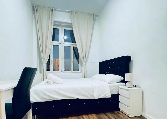 Spacious 5br Living Near Atzgersdorf Station *