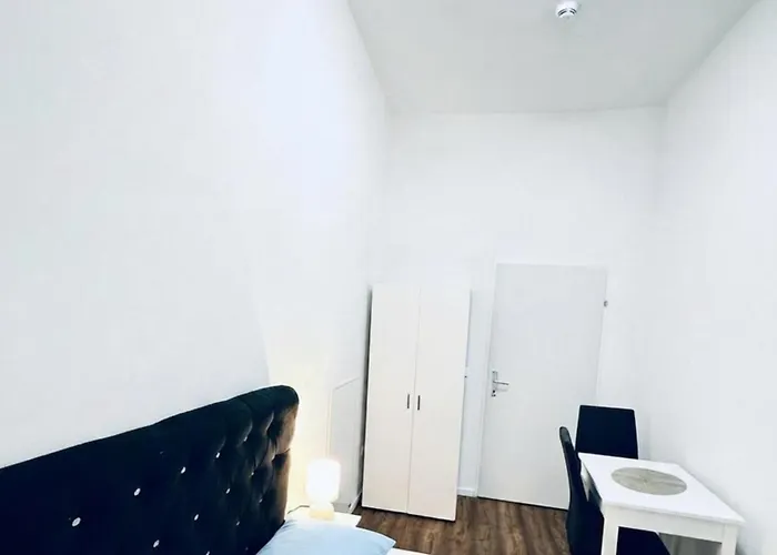 Spacious 5br Living Near Atzgersdorf Station *